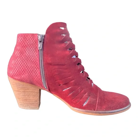 Free People Loveland Red Suede Ankle Boots - Picture 3 of 6